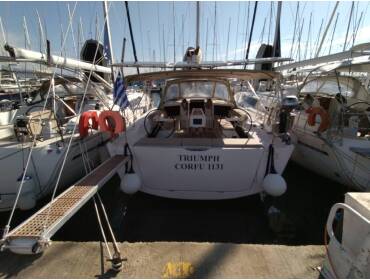 Dufour 430 • Triumph