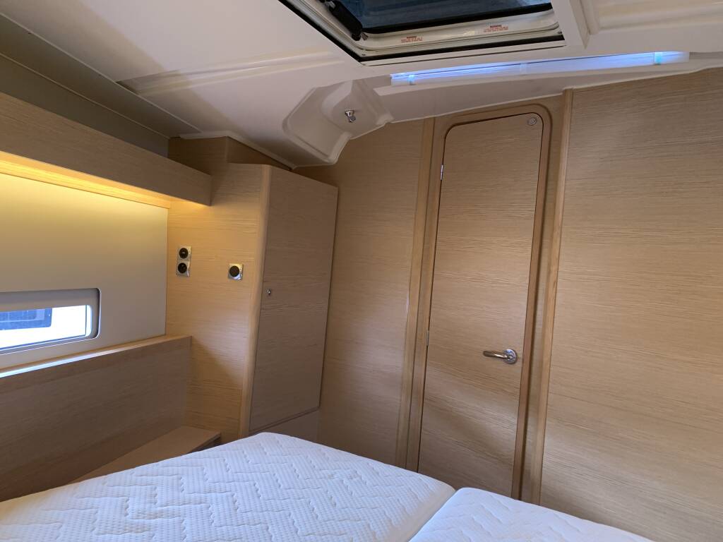 Dufour 430 GOSAILING