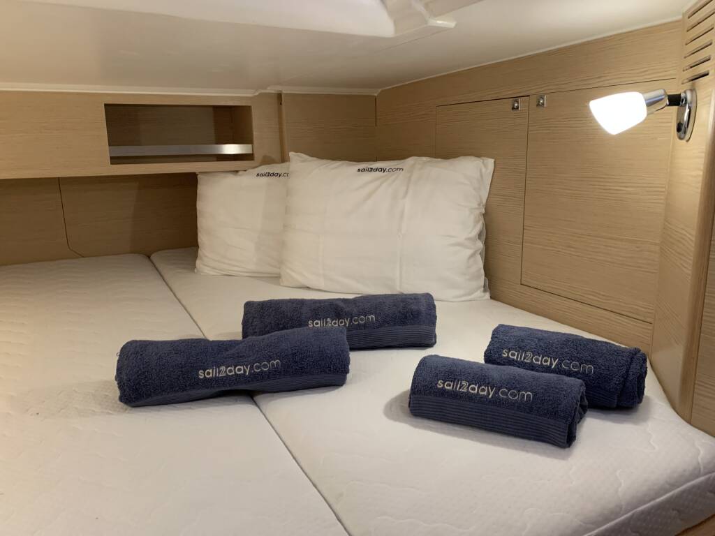 Dufour 430 GOSAILING