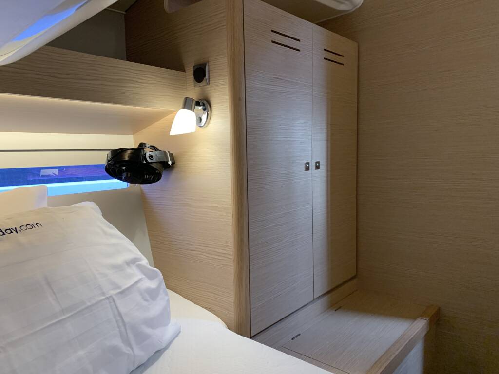 Dufour 430 GOSAILING