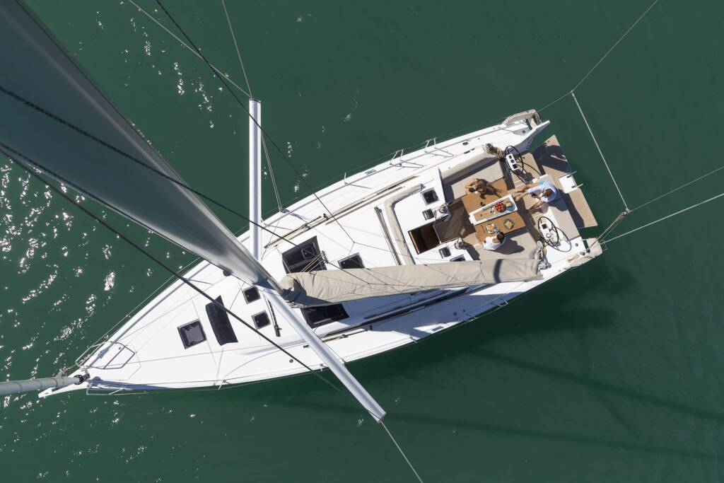 Dufour 430 GOSAILING