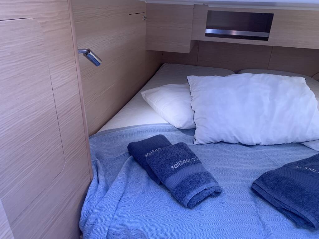 Dufour 430 GOSAILING