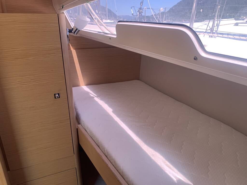 Dufour 430 GOSAILING