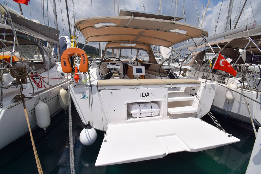 Dufour 430 Ida 1