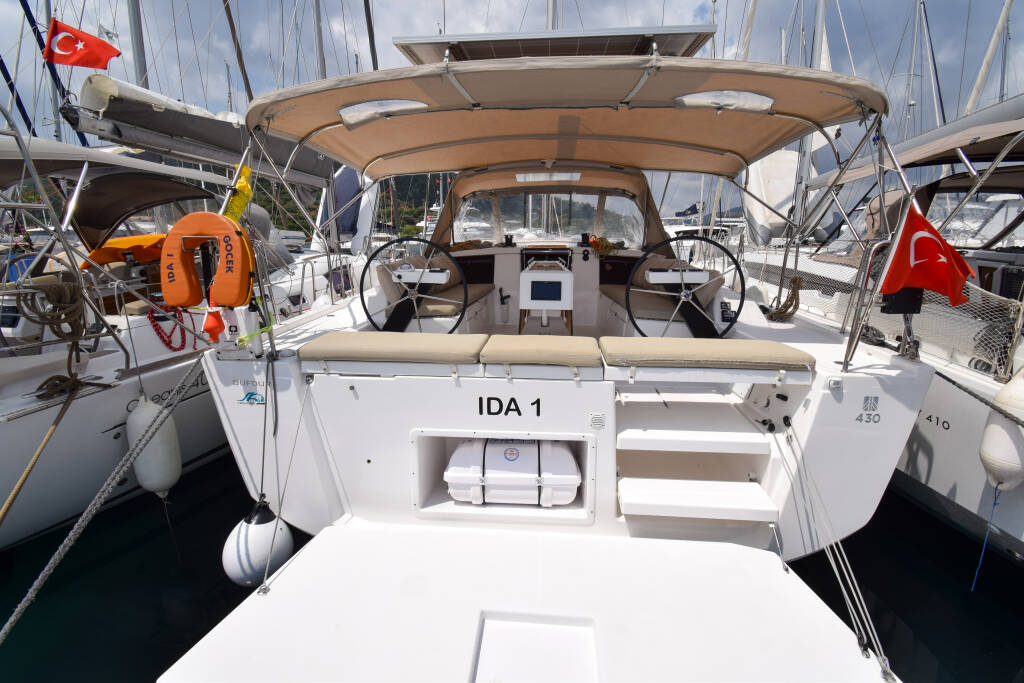 Dufour 430 Ida 1