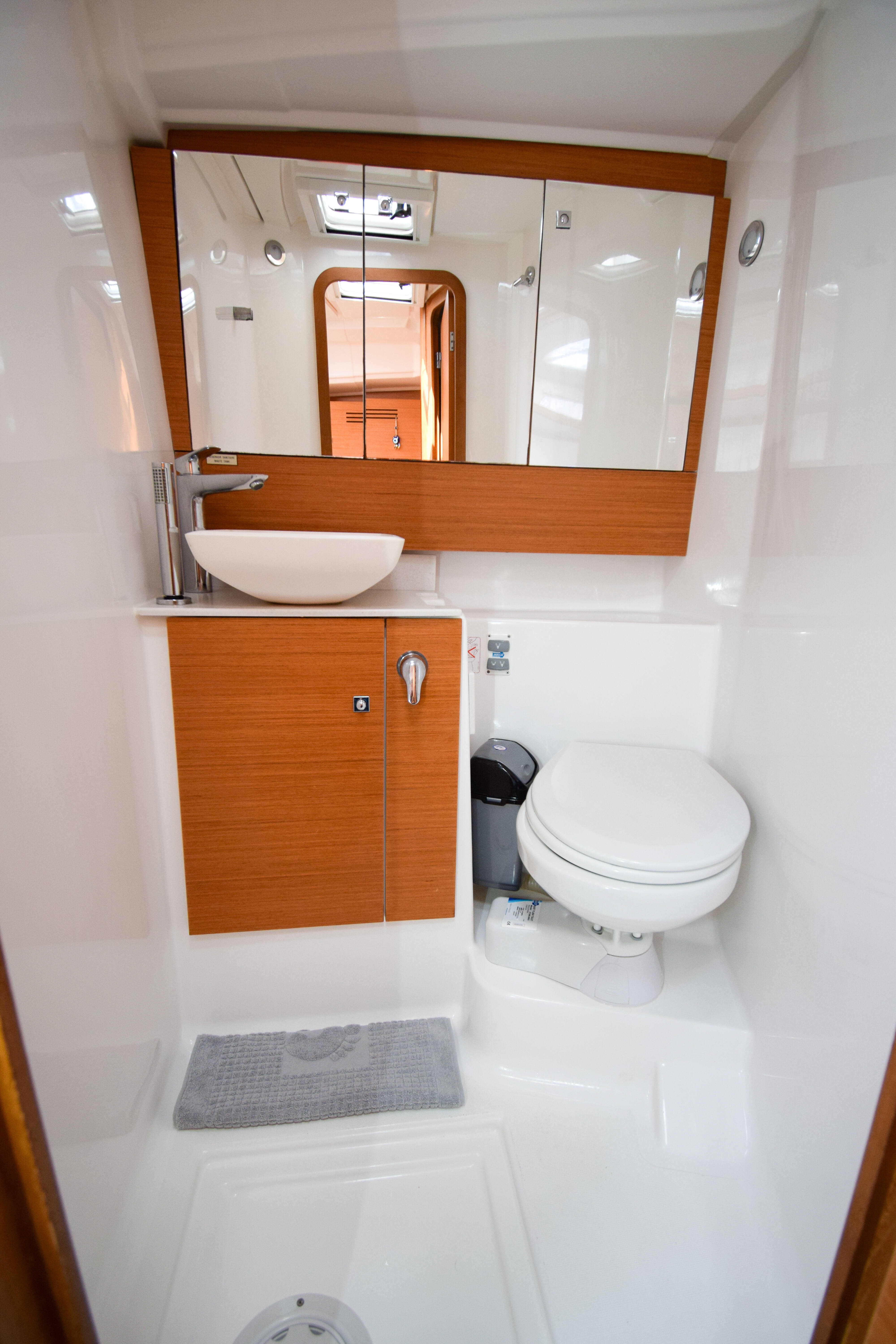 Dufour 430 Ida 1