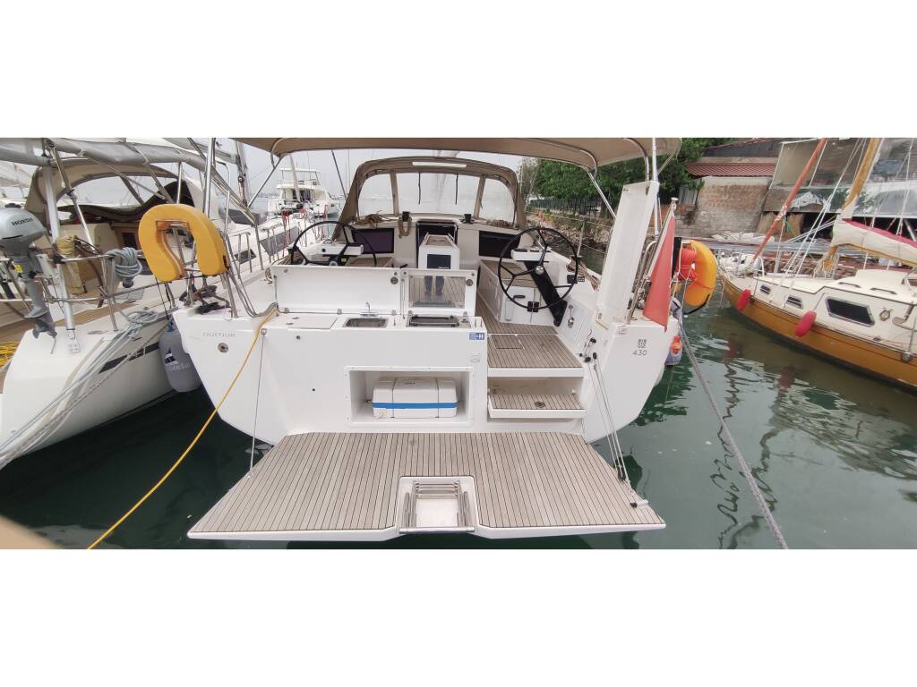 Dufour 430 Enki