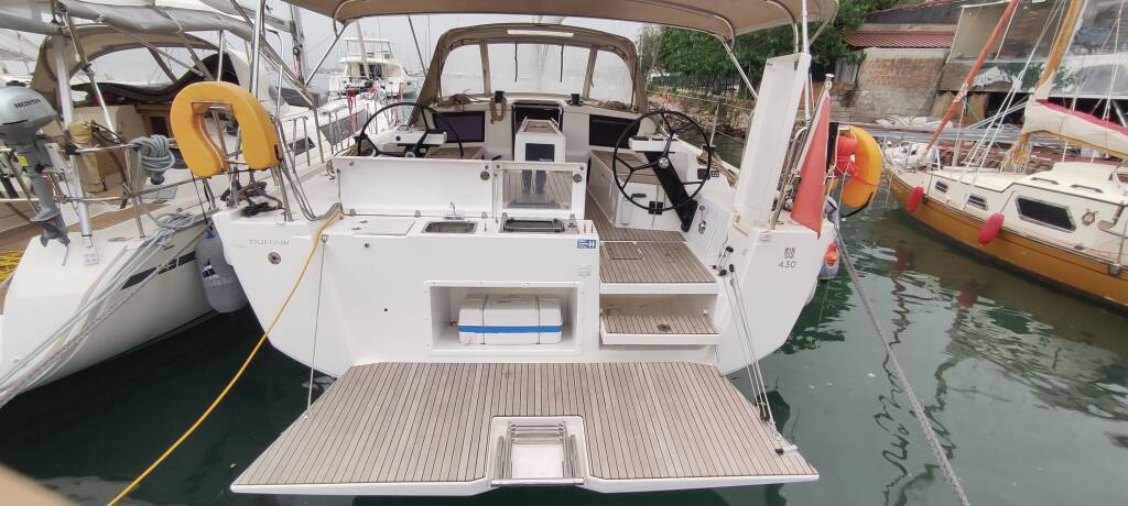 Dufour 430 Enki