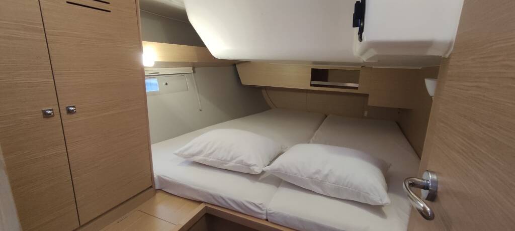 Dufour 430 Enki