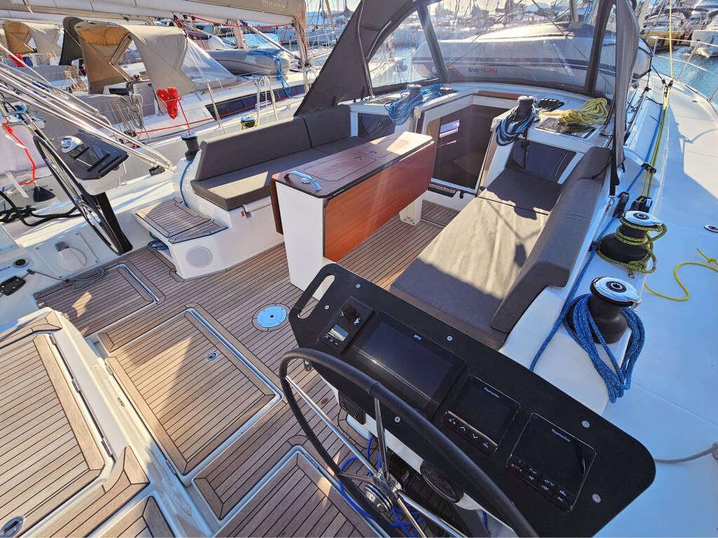 Dufour 44 Grand Large Virtuoso