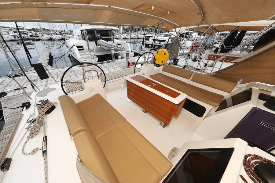 Dufour 460 GL Chuck
