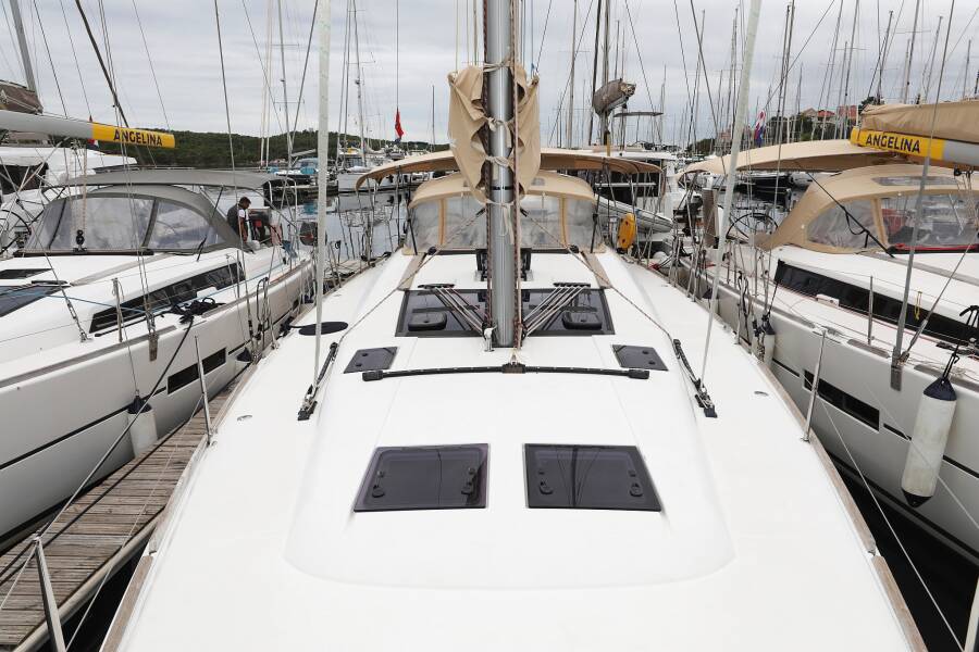 Dufour 460 GL Chuck