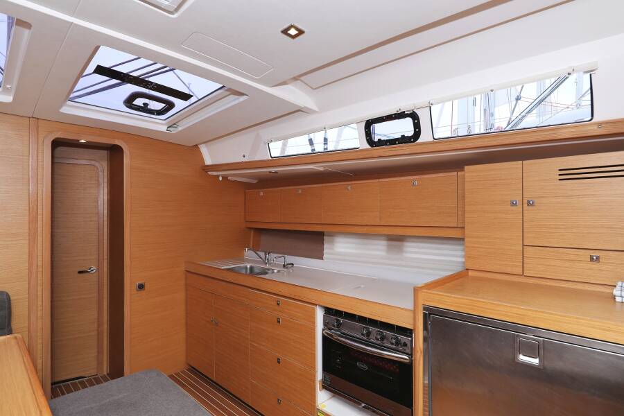 Dufour 460 GL Chuck