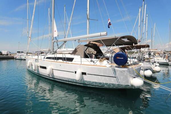 Dufour 460 GL • SunnyLife
