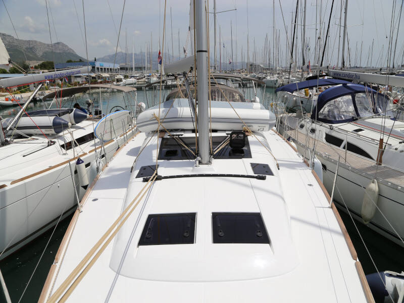 Dufour 460 Grand Large 4 cabin Sea  Hawk 