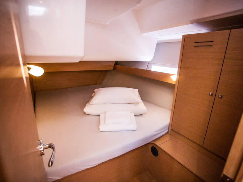 Dufour 460 Grand Large MADICKEN (new sails 2024., air condition)