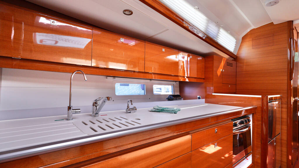 Dufour 460 Grand Large Red Pepper