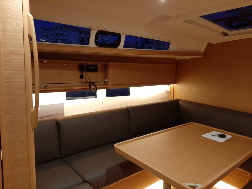 Dufour 460 Nishane