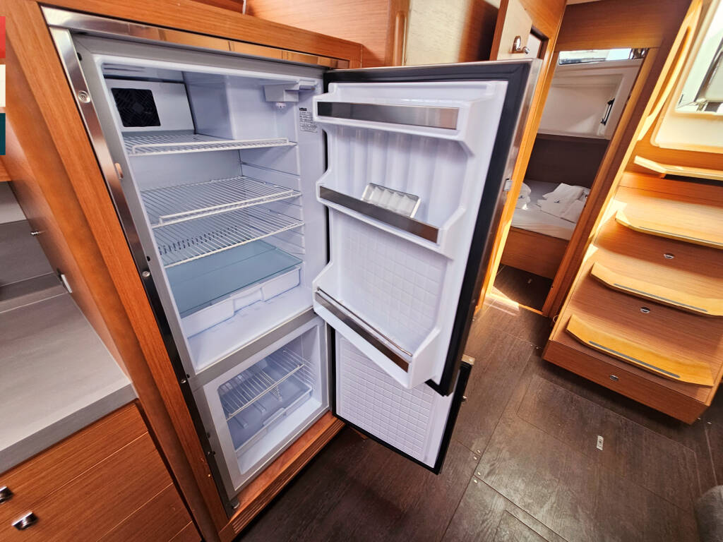 Dufour 470 Grand Large Sonata (A/C & gen)
