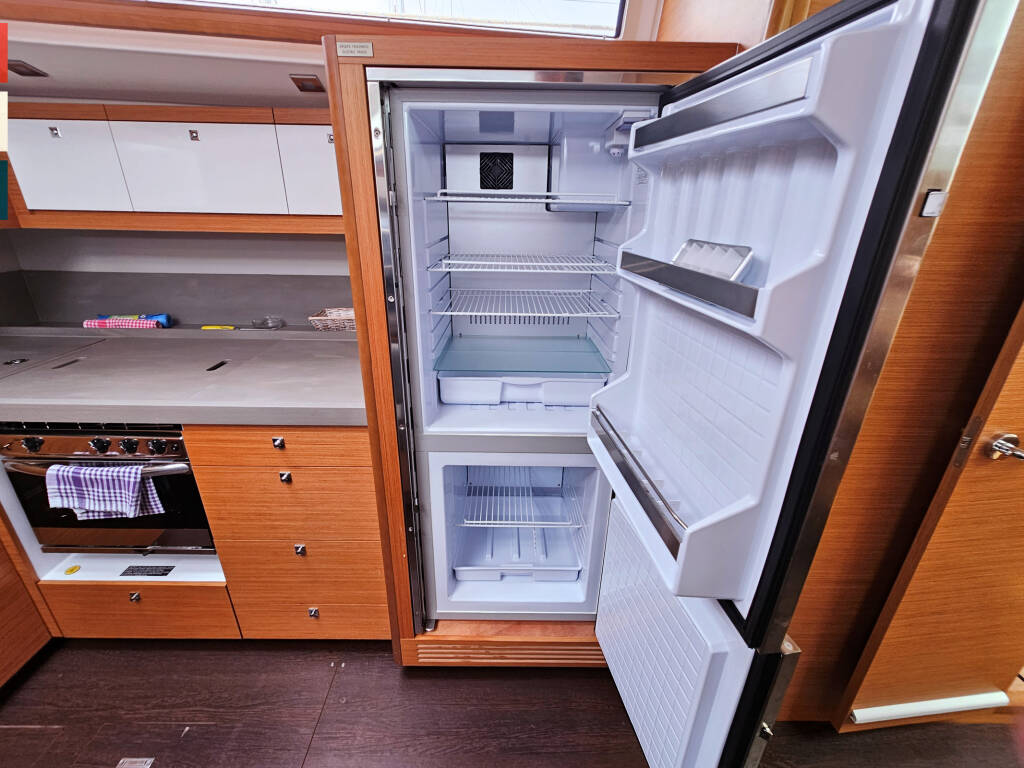 Dufour 470 Grand Large Sonata (A/C & gen)