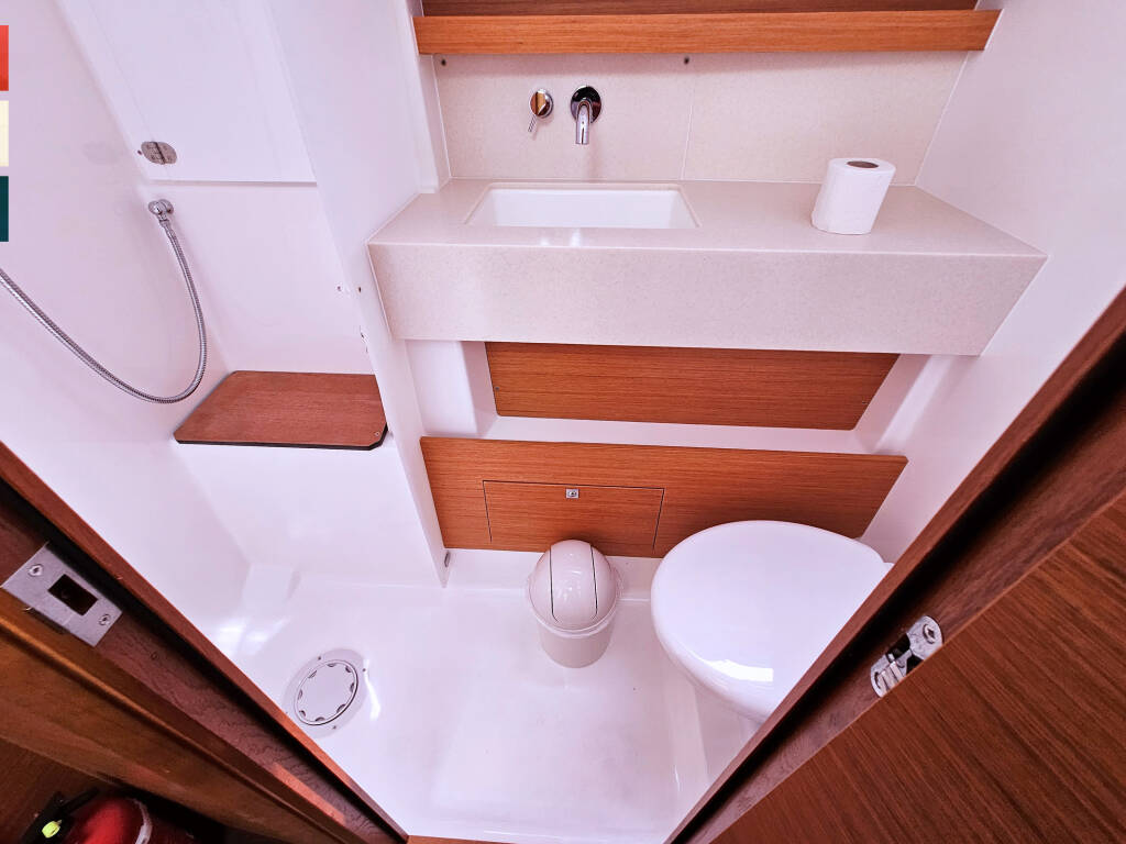 Dufour 470 Grand Large Sonata (A/C & gen)