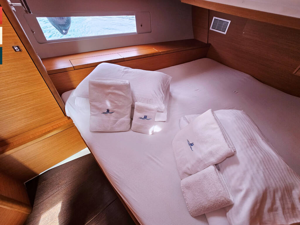 Dufour 470 Grand Large Sonata (A/C & gen)