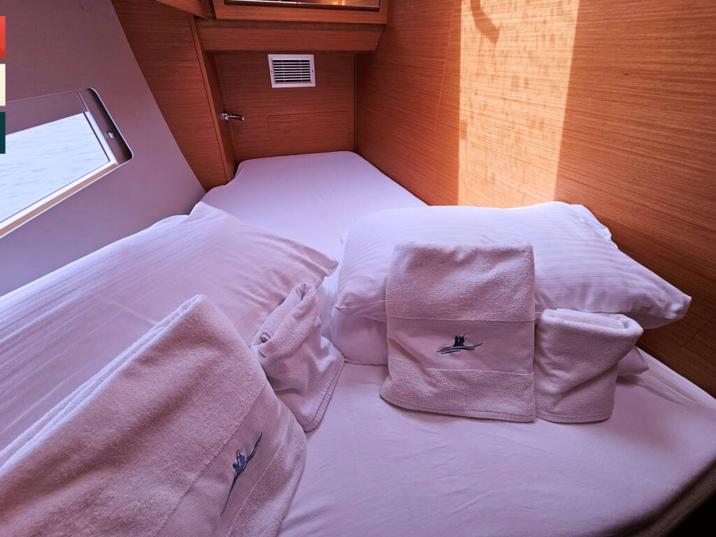 Dufour 470 Grand Large Sonata (A/C & gen)
