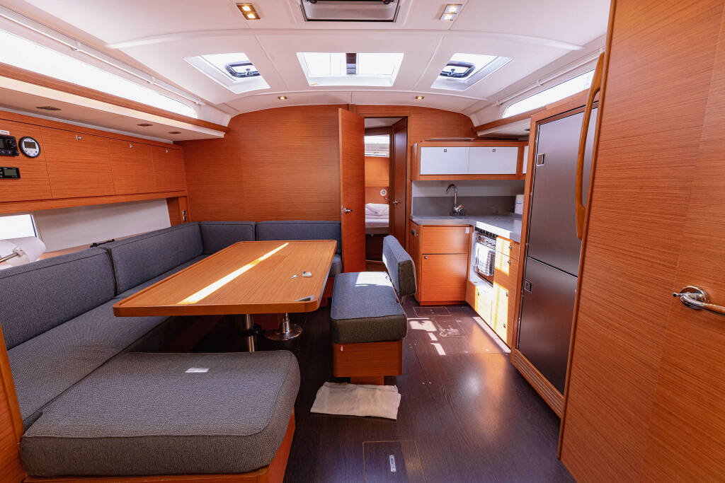Dufour 470 BALU