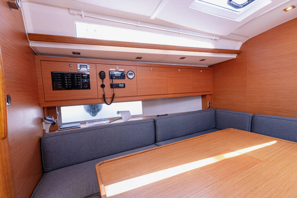 Dufour 470 BALU