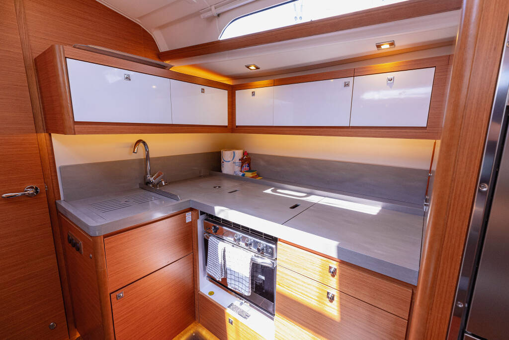 Dufour 470 BALU