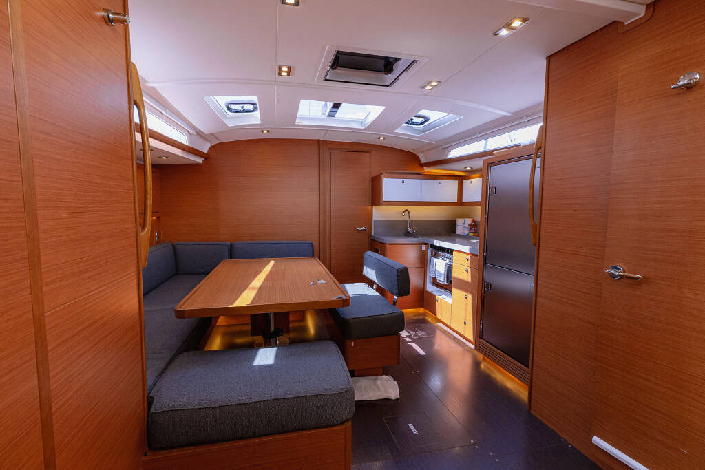 Dufour 470 BALU