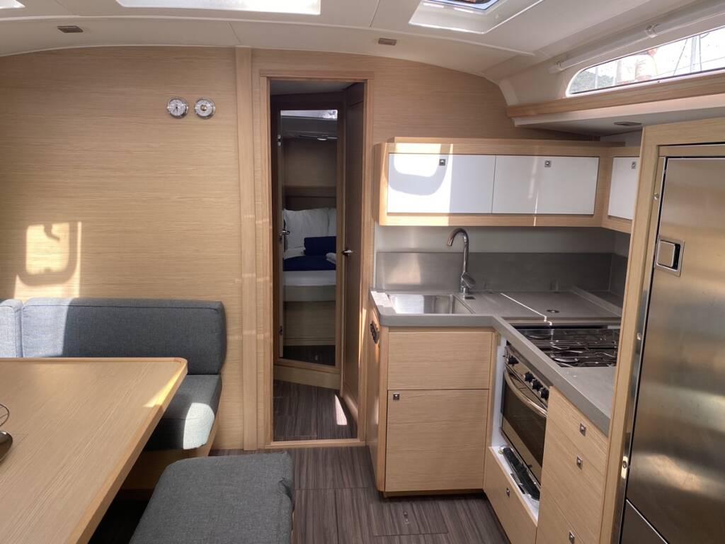 Dufour 470 Virgo