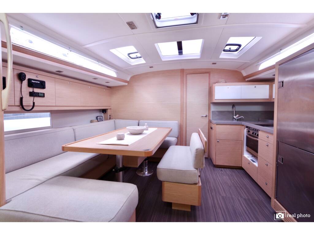 Dufour 470 Lucia - Water maker, Solar Panel