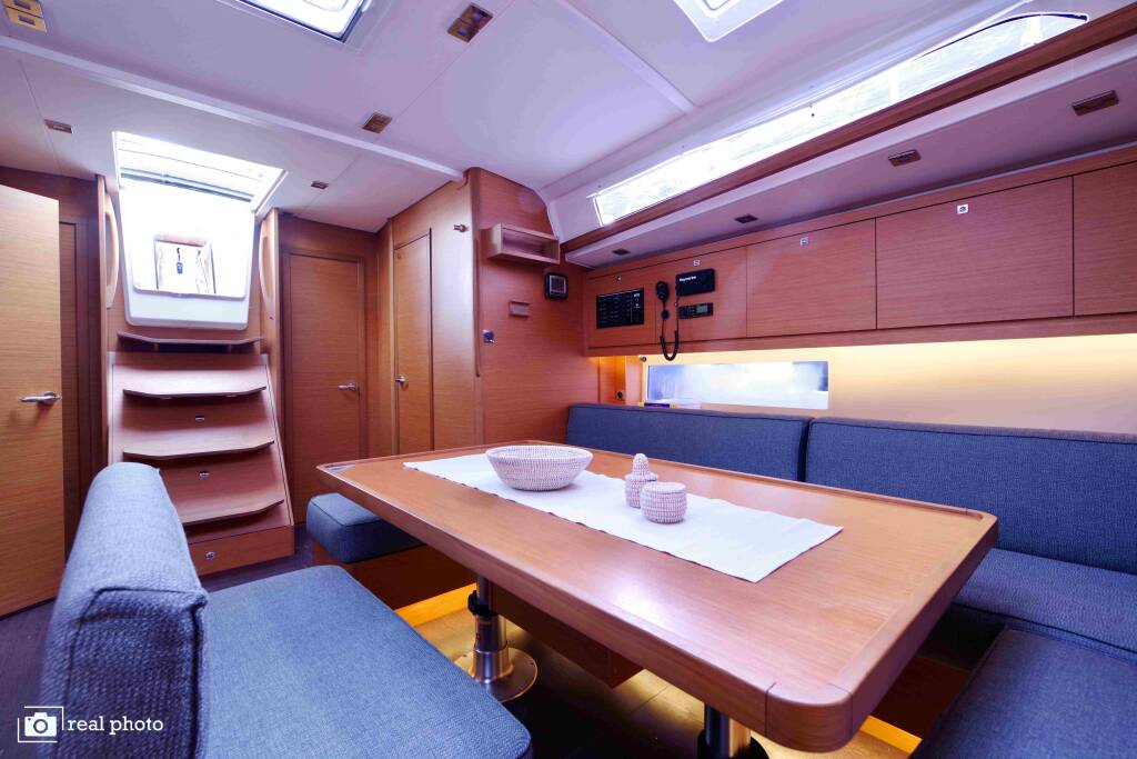 Dufour 470 Fortuna  - Water maker, Solar Panel