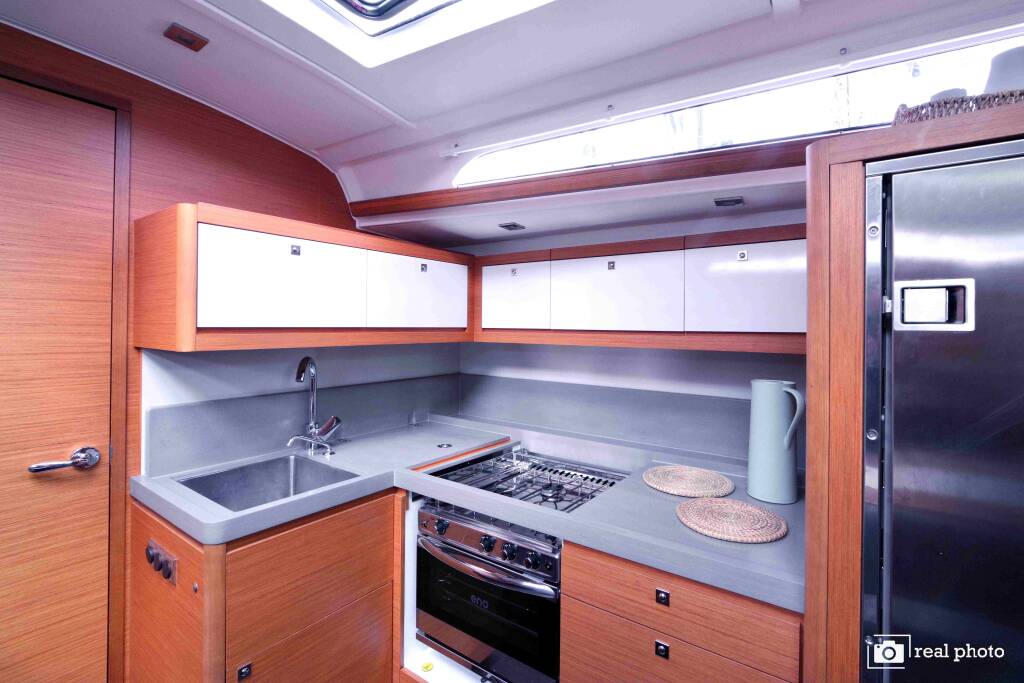 Dufour 470 Fortuna  - Water maker, Solar Panel
