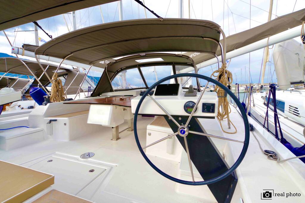 Dufour 470 Fortuna  - Water maker, Solar Panel