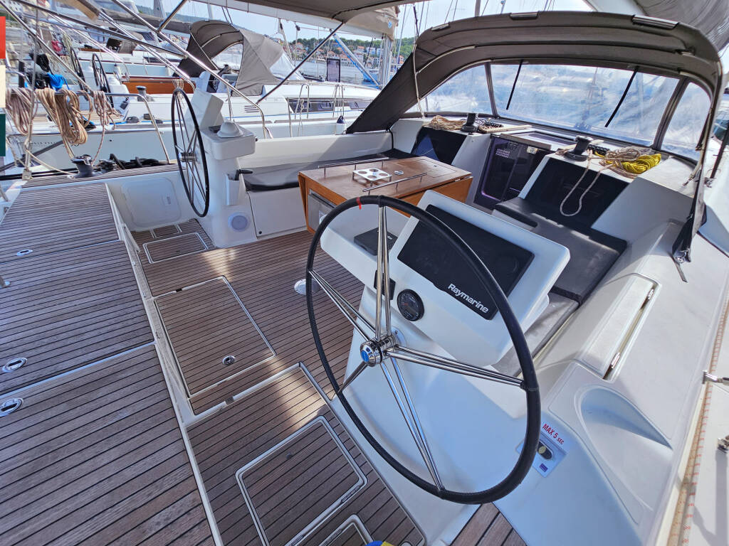 Dufour 520 Grand Large Maverick 
