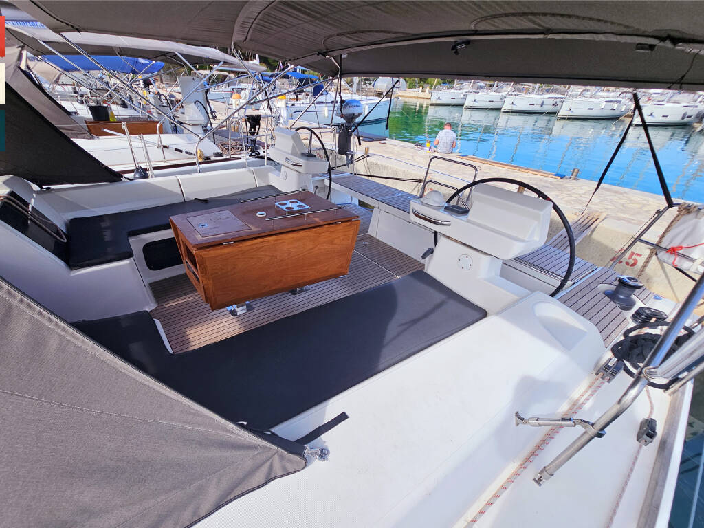 Dufour 520 Grand Large Maverick 