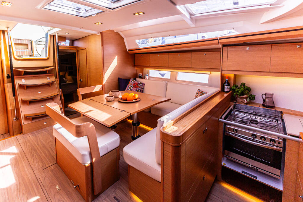 Dufour 520 Grand Large Dream Planet