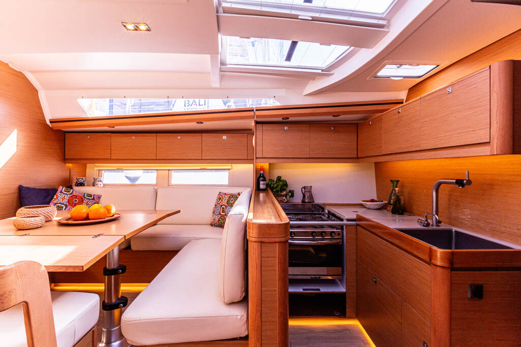 Dufour 520 Grand Large Dream Planet