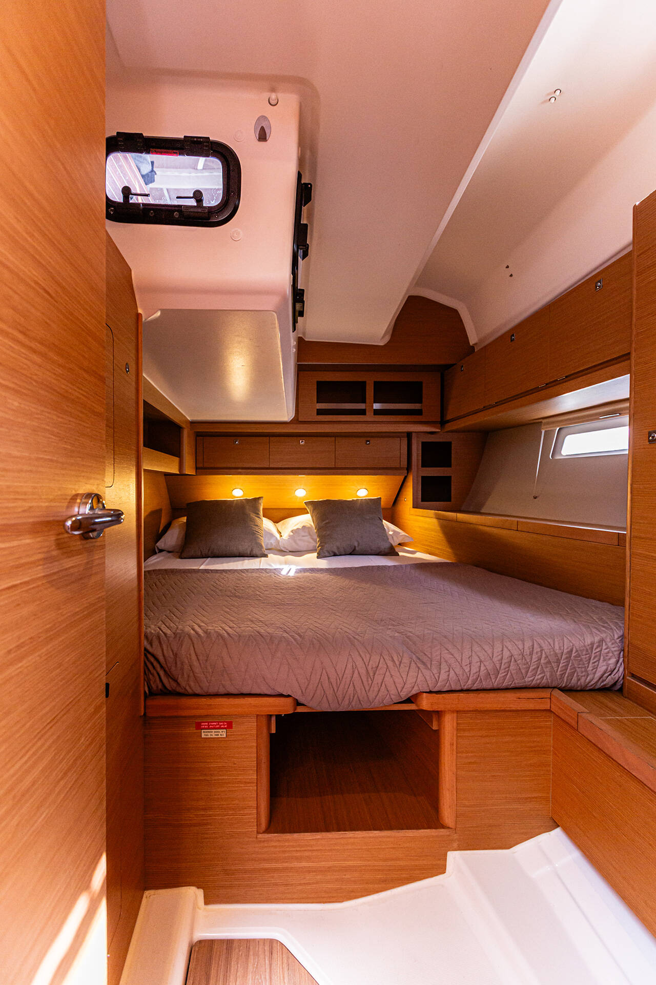 Dufour 520 Grand Large Dream Planet