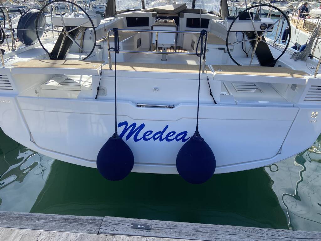 Dufour 530 Medea - Water maker, Solar Panel