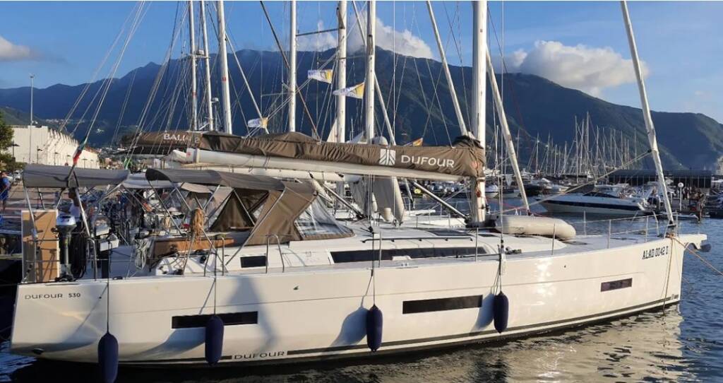 Dufour 530 Cassiopea - A/C, Generator, Water maker, Solar Panel