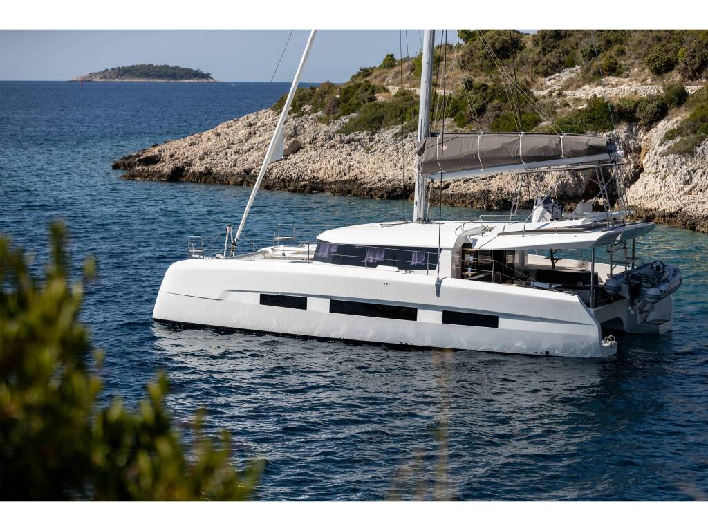 Dufour Catamaran 48 5c+5h Amelie