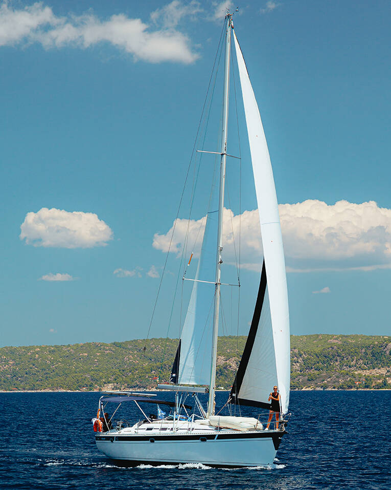 Elan 45 Roxani