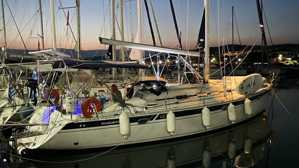 Elan 45 Roxani