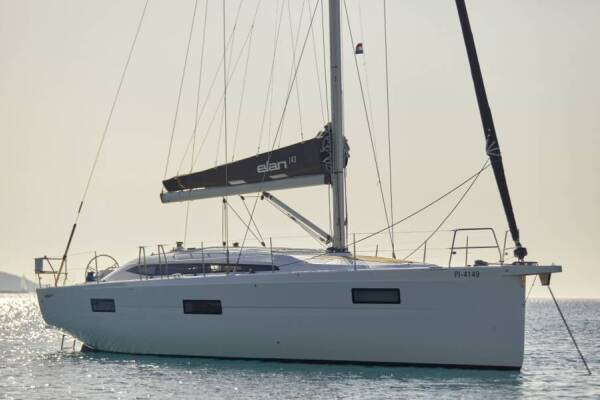 Elan Impression 45 • eMotion