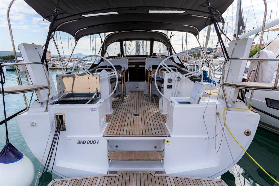 Elan Impression 45.1 BAD BUOY