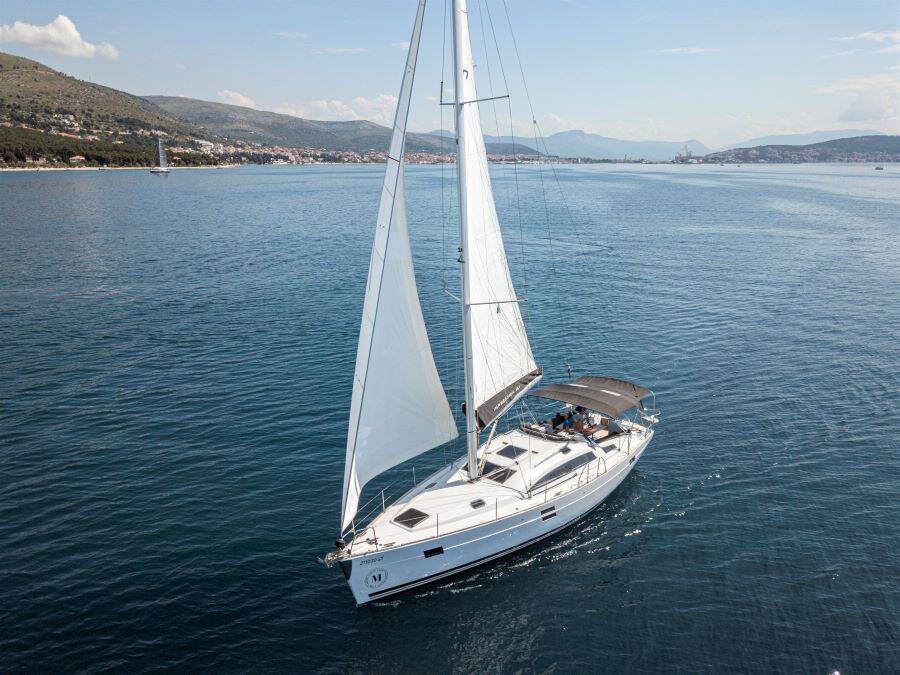 Elan Impression 45.1 BAD BUOY