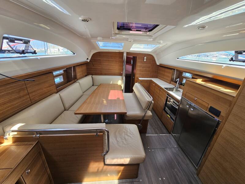 Elan Impression 45.1 HMS Magnolia